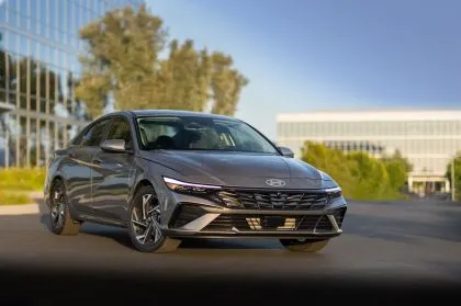 Hyundai Elantra 2024